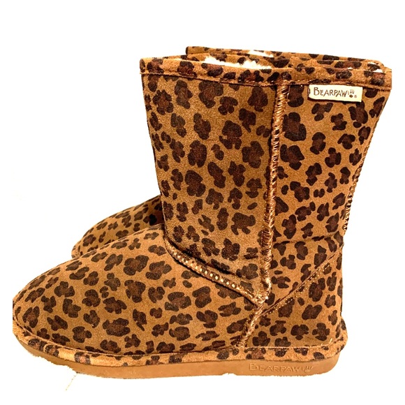 Bearpaw Leopard Boots - Picture 1 of 13